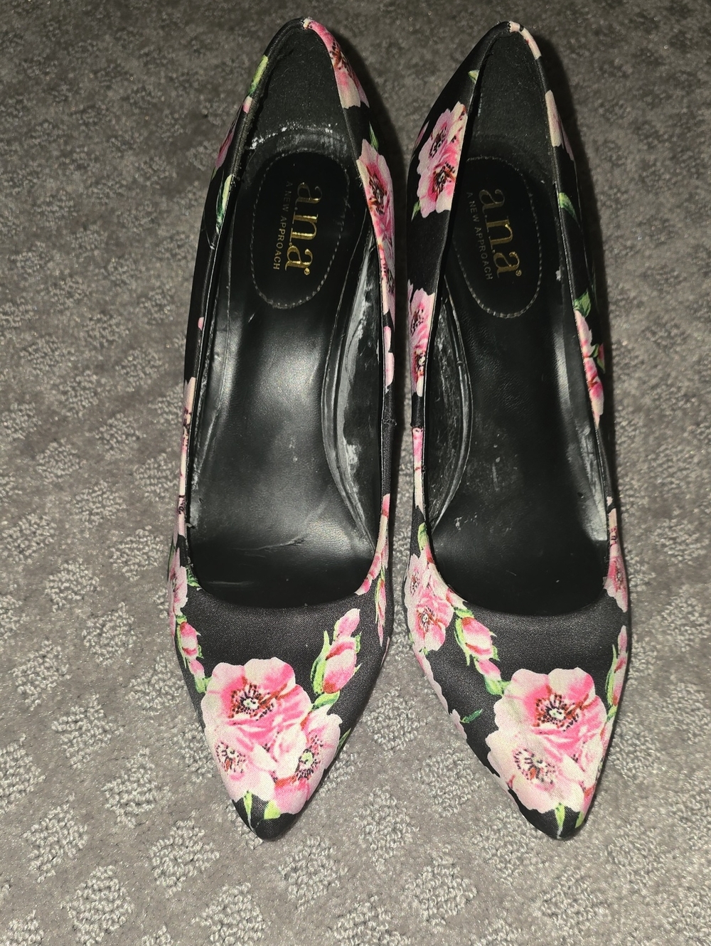 a.n.a Black Pumps with Pink Floral Print